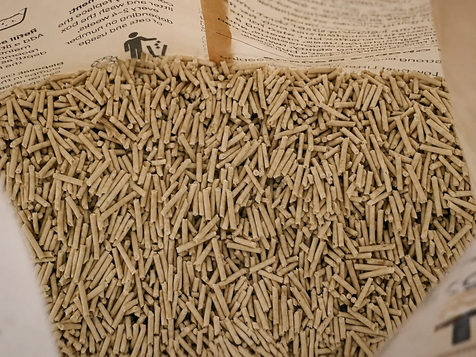 Close-up of the pressed tofu-fibre and banana litter pellets